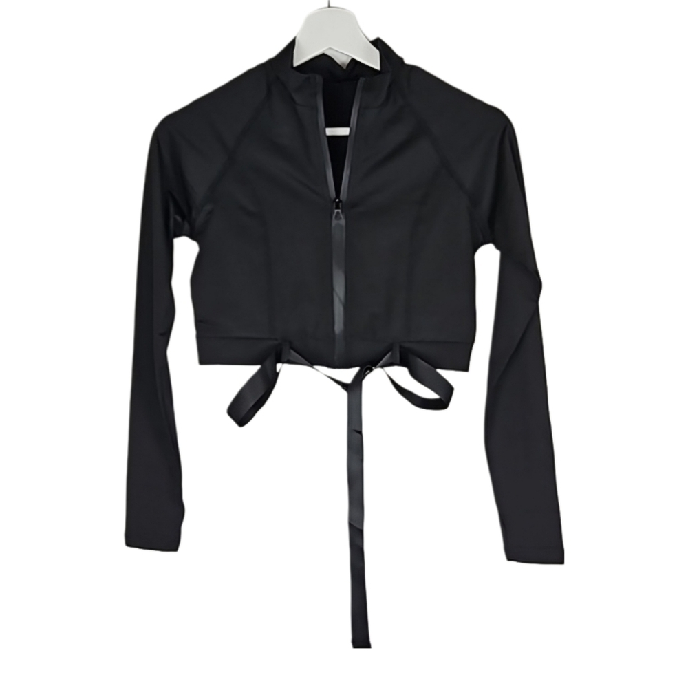 Sports Buckle-Belted Long Sleeve Crop Top, Black, M